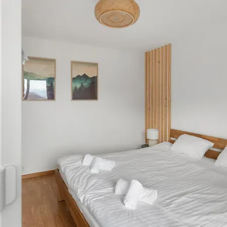 公寓 3br - Vue Alpine & Balcon - 8 Pers 南达