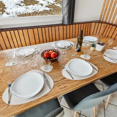 3br - Vue Alpine & Balcon - 8 Pers * نينداز
